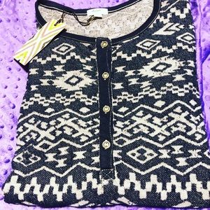 Dylan long sleeve shirt!